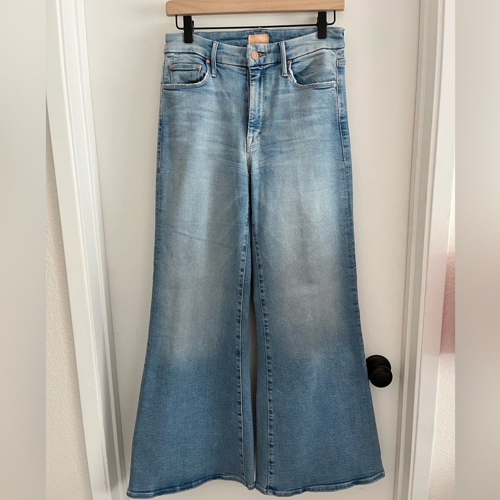 MOTHER Denim Roller Wide Leg Jeans. Like new. Size 26.